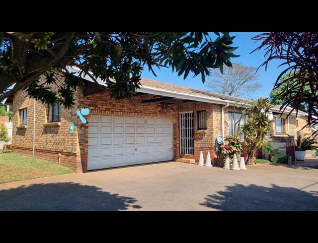 3 BEDROOM HOUSE FOR SALE IN SEA VIEW